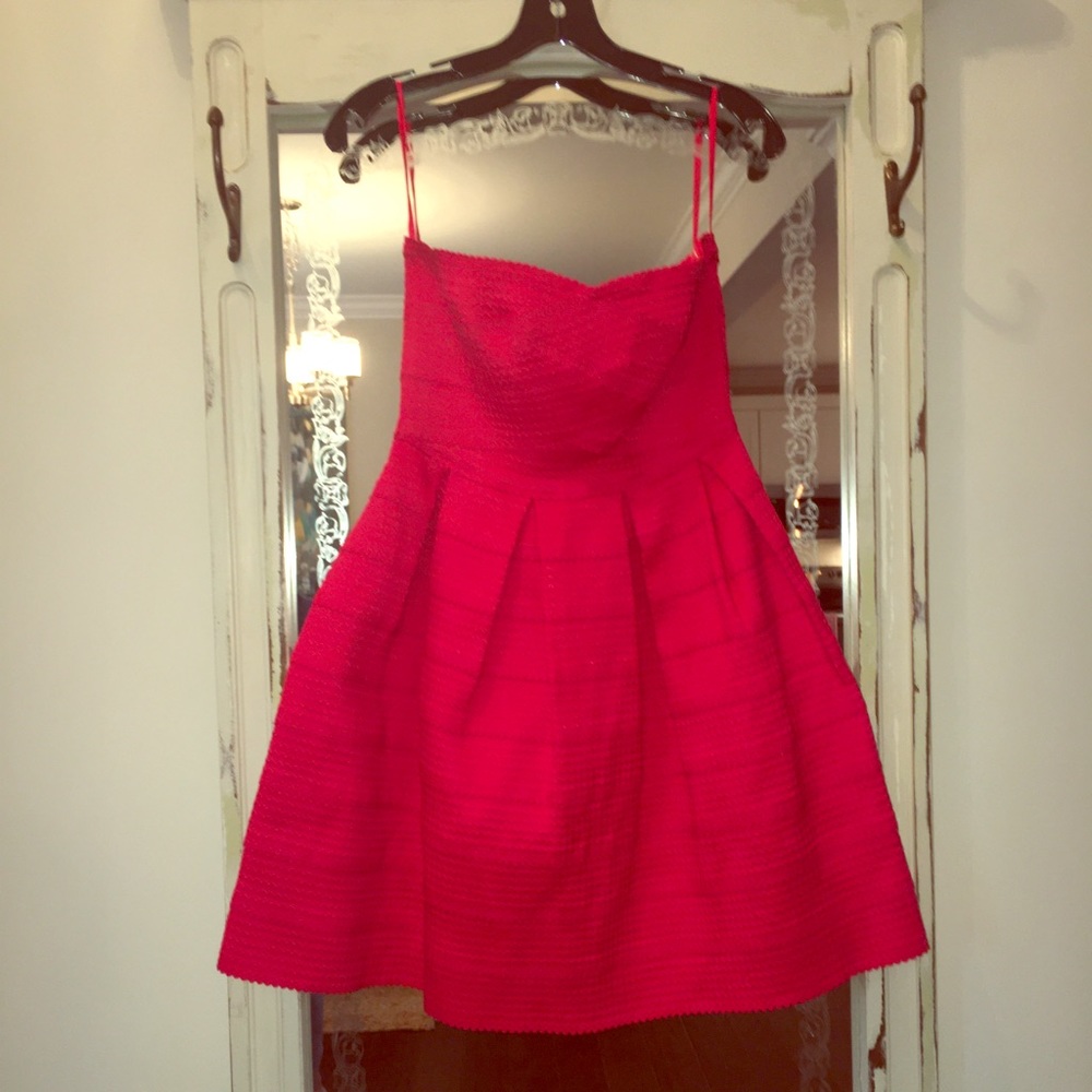 Red mini cocktail dress Gabriella Rocha